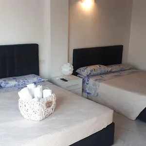 Сasa de vacaciones Casa Leonardo Italia
